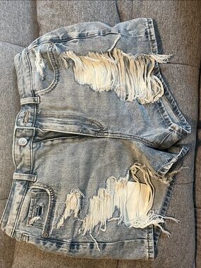 American Eagle Outfitters light blue distressed denim shorts